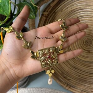 Brass-tone Domino choker necklace